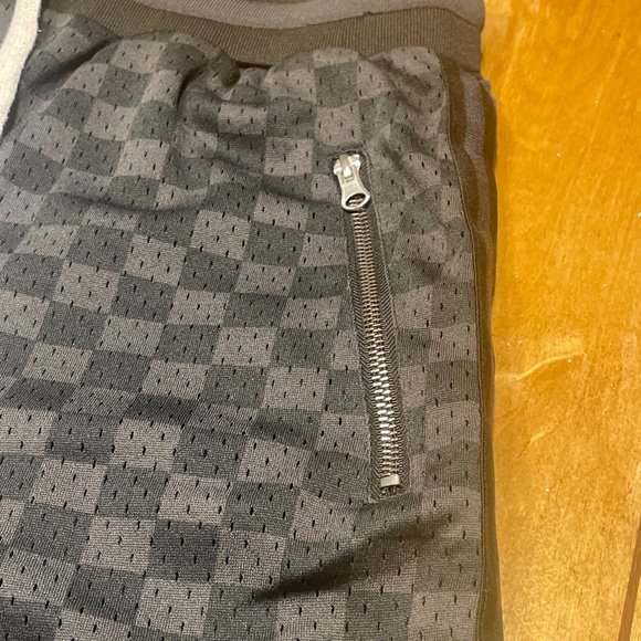 Bascom Projects 1993 Basketball Shorts Checkered Board Pattern Large - Picture 5 of 16